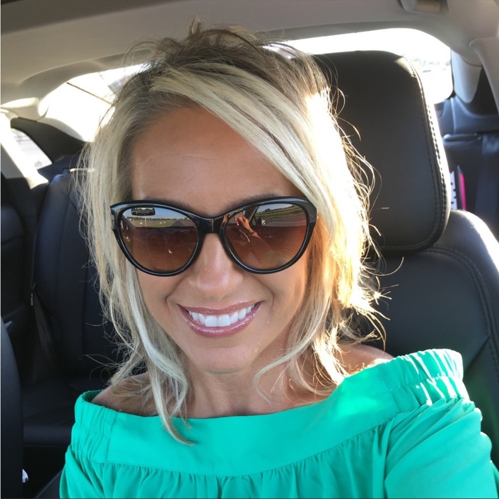 Meet your Posher, Melanie